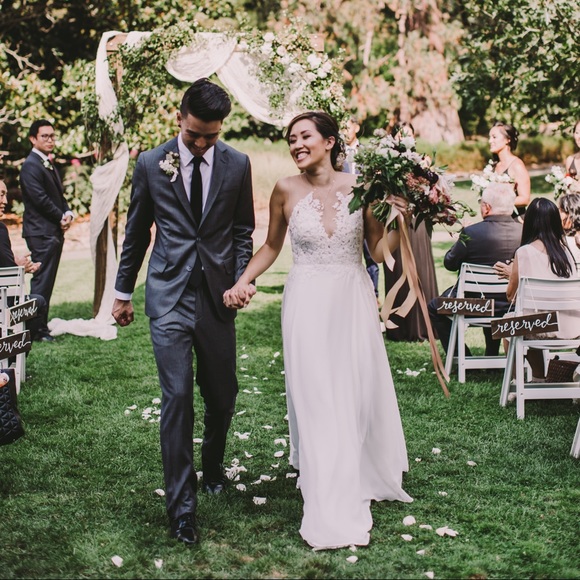 Meet The Seller! ✌🏼🌹 - Picture 2 of 9